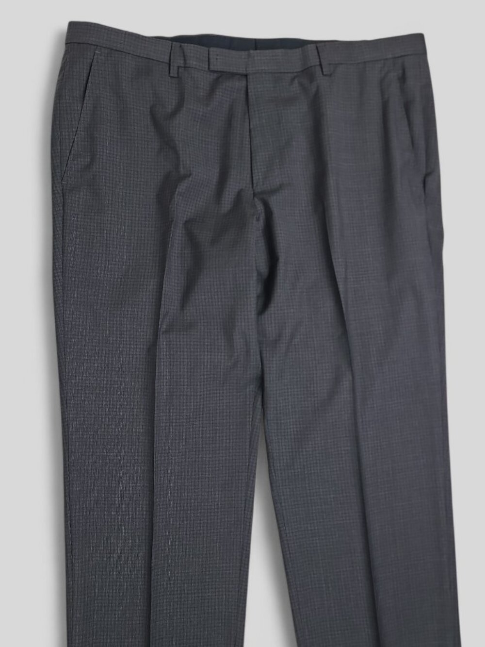 Hugo Boss Virgin Wool W38xL33 Dress Pants